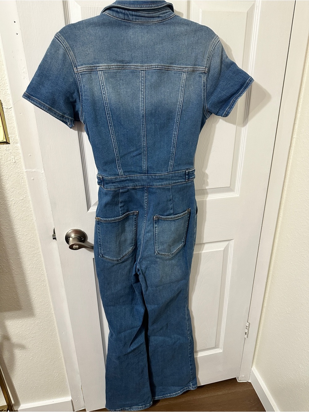 Good American Blue Denim Short-Sleeve Jumpsuit - Picture 3 of 3